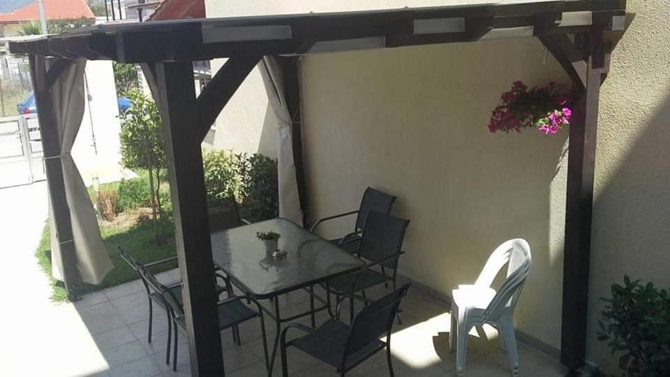Angie'S Summertime Nea Vrasna Exterior photo